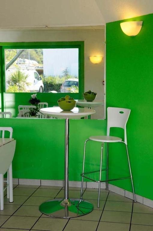 Lemon Hotel Тараскон Экстерьер фото