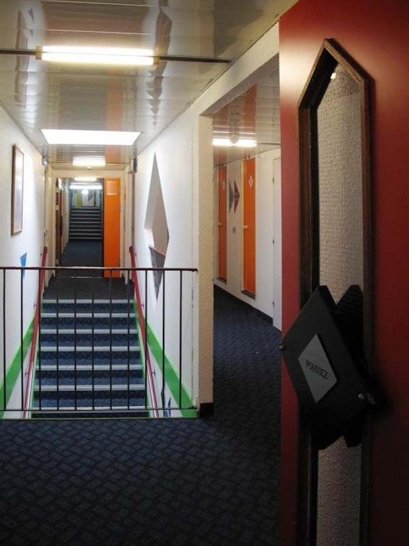 Lemon Hotel Тараскон Экстерьер фото
